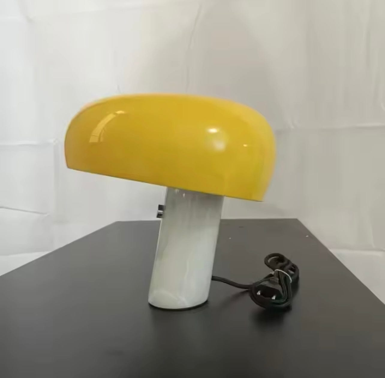 Lampe Champignon Marbre Jaune / 28x26cm