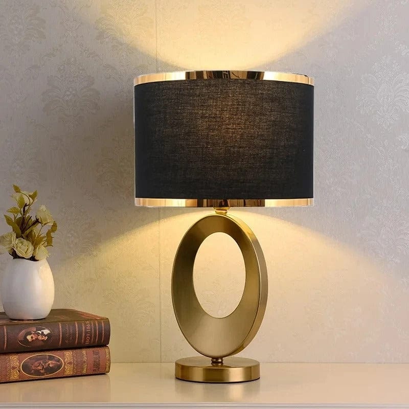 Lampe de Chevet sur Pied Noir - Style 2
